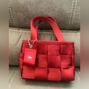 Original Detroit By Harvey's Seatbelt Bag Small Tote Red